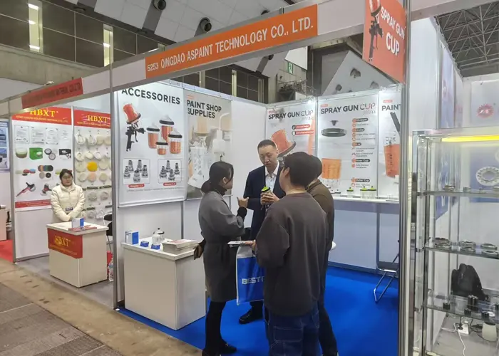 Qingdao Espant Technology Co. , Ltd. သည် 2025 တိုကျိုအပြည်ပြည်ဆိုင်ရာကားအစိတ်အပိုင်းများပြပွဲ (IAAE) တွင်မှုန်ရေမွှားသေနတ်ဖလားနှင့်အတူထွန်းလင်းခဲ့သည်။
